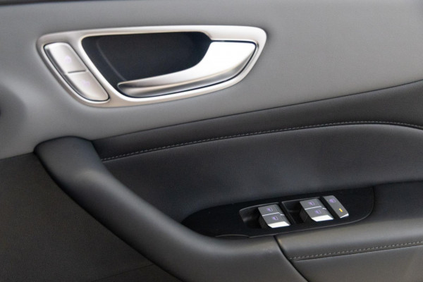 2026 MG MG4 AH4E XPOWER Hatch Image 16
