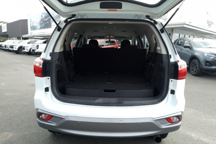2020 MY19 Isuzu MU-X LS-M SUV Image 16