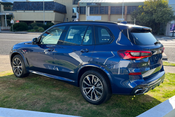 2022 BMW G05 - X5-4 Wagon Image 5