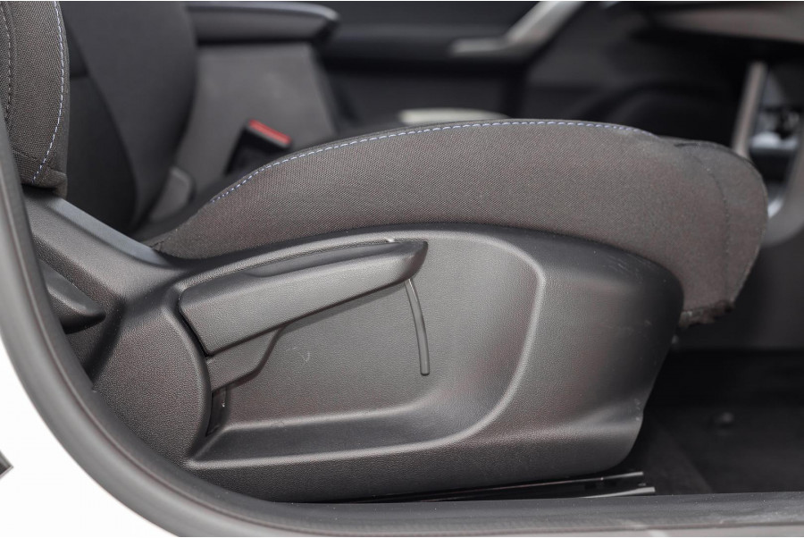 2024 MG MG4 MEH32 Excite 64 150kW Hatch Image 14