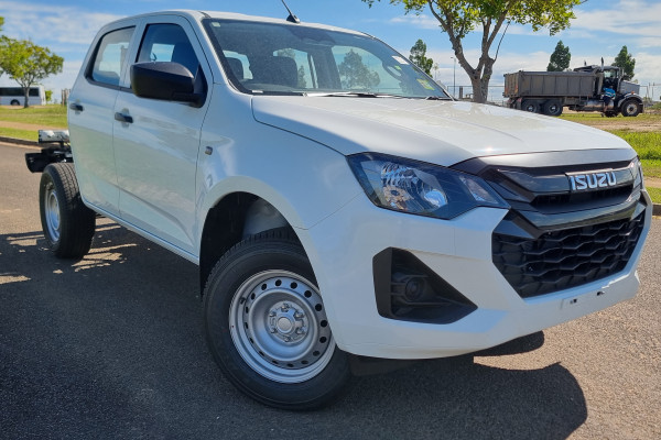2026 Isuzu D-MAX RG SX Cab Chassis Image 1