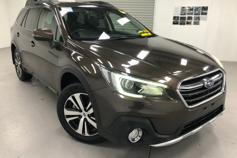 2019 Subaru Outback Premium Image 1
