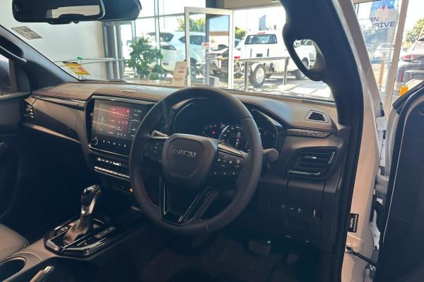 2026 MY25.5 Isuzu D-MAX RG X-TERRAIN Ute Image 9