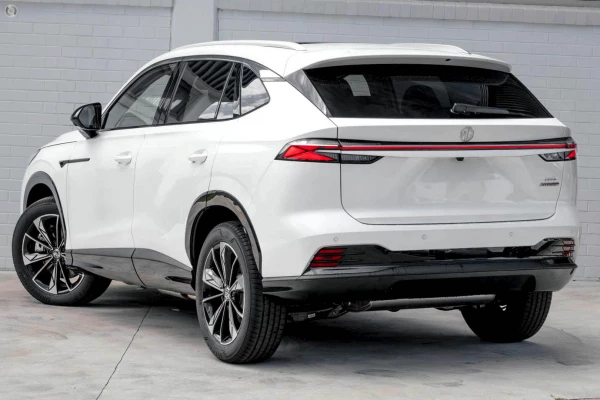 2025 MG HS AS33 Essence Hybrid+ SUV Image 4