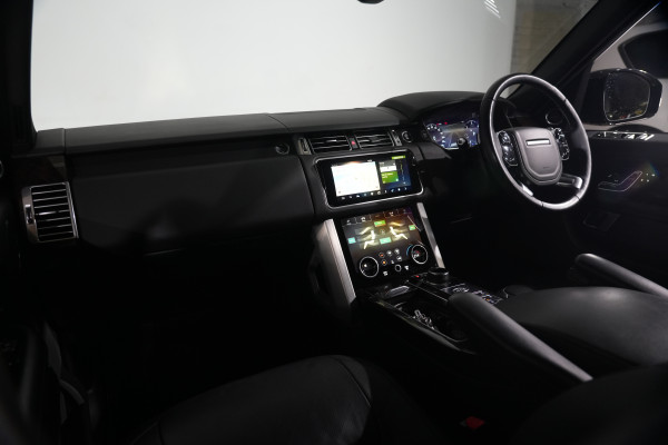 2019 Land Rover Range Rover L405 SDV8 Vogue SE SUV Image 12