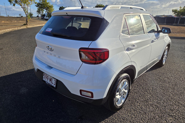 2025 Hyundai Venue QX.V5  SUV Image 3