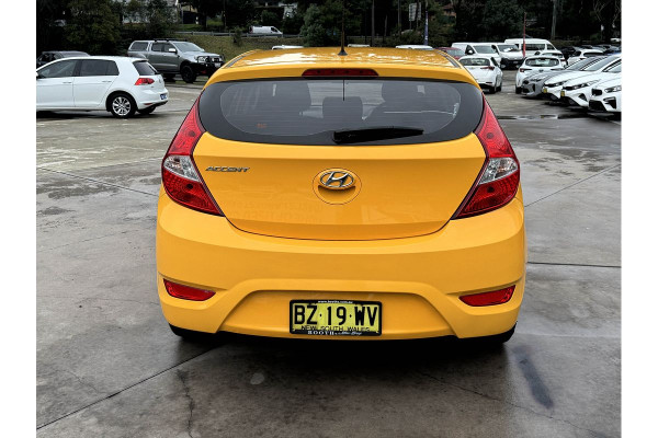 2014 Hyundai Accent RB2 Active Hatch Image 4