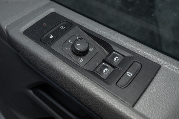 2021 Volkswagen Transporter T6.1 Van Image 20