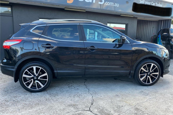 2017 Nissan QASHQAI J11 Ti SUV Image 4
