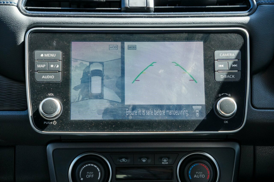 2023 Nissan LEAF ZE1  Hatch Image 17