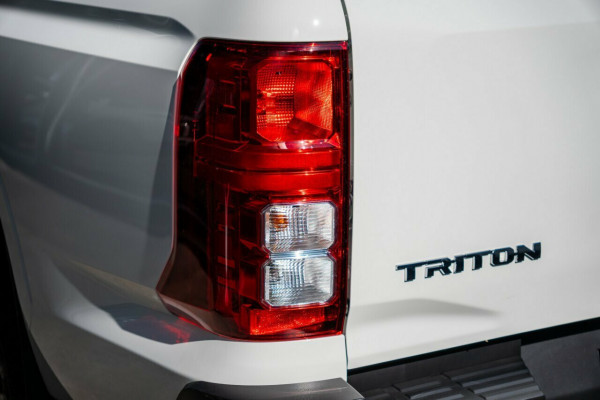2026 Mitsubishi Triton MV GLX-R Ute Image 7