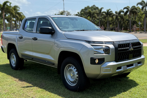 2026 Mitsubishi Triton MV GLX Ute Image 2