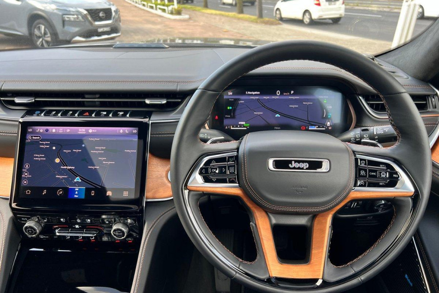2022 MY23 Jeep Grand Cherokee WL Summit Reserve 4xe SUV Image 23