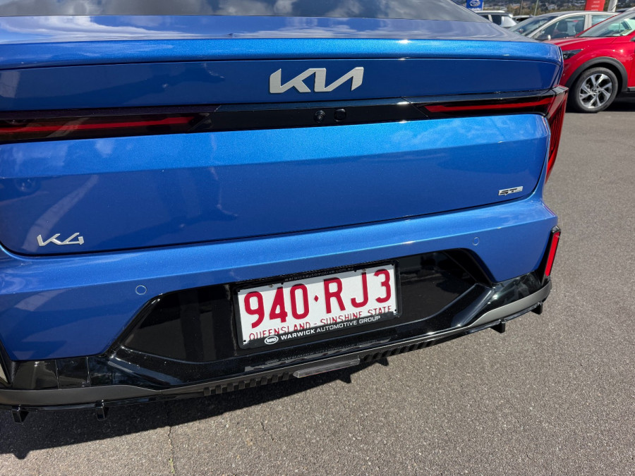 2025 Kia K4 CL4m GT-Line Sedan Image 5