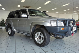 Nissan Patrol ST GU 7 