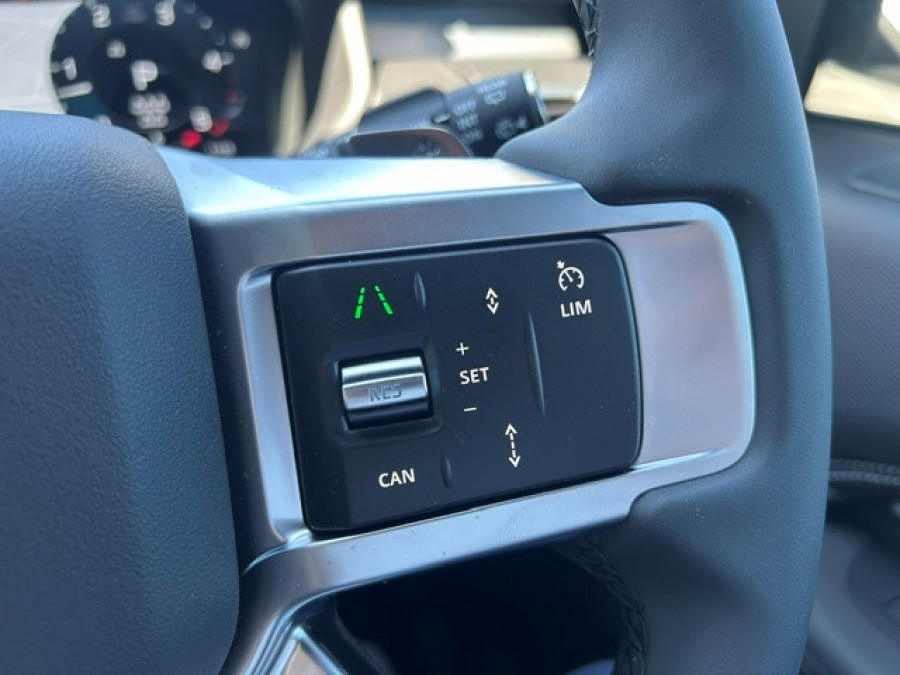 2026 Land Rover Discovery Series 5 D350 Gemini SUV Image 19