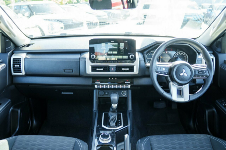 2025 Mitsubishi Triton MV GLS Ute Image 16