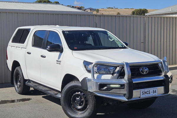 2022 Toyota HiLux GUN126R SR Double-Cab Pick-Up