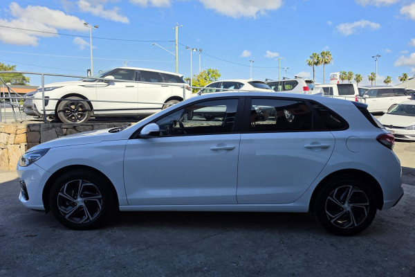 2021 Hyundai i30 PD.V4  Hatch Image 10