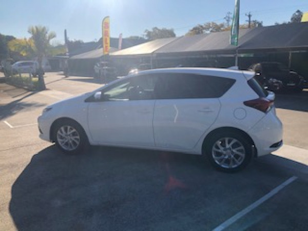 2015 Toyota Corolla ZRE182R Ascent Sport Hatchback