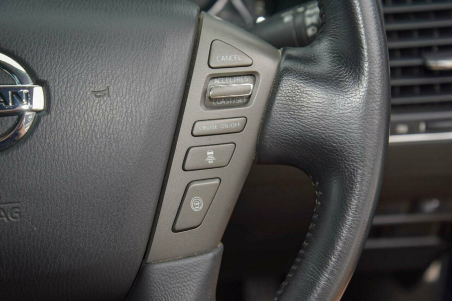 2021 Nissan Patrol Y62 Series 5 Ti SUV Image 15