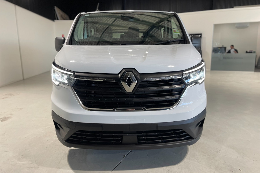 2023 Renault Trafic X82 Crew Pro Van Image 24