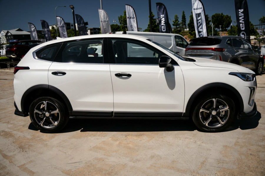 2025 GWM Haval Jolion A02 Premium Hybrid SUV Image 4