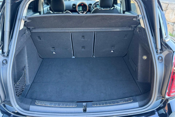 2021 MINI Countryman F60 LCI C Classic SUV Image 16