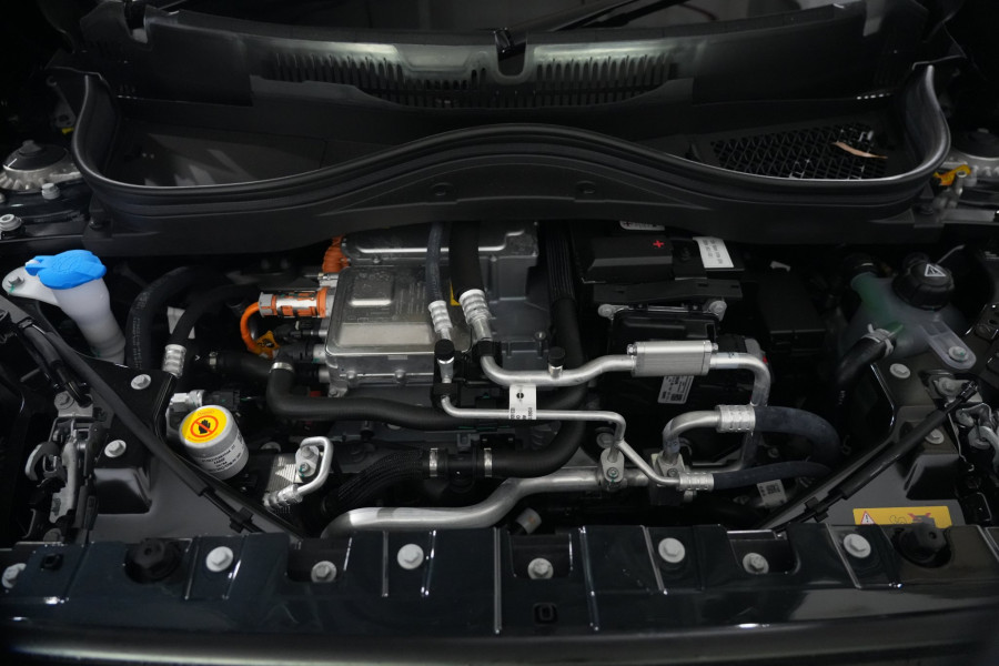 2025 MINI Aceman Jcw E Hatch Image 29