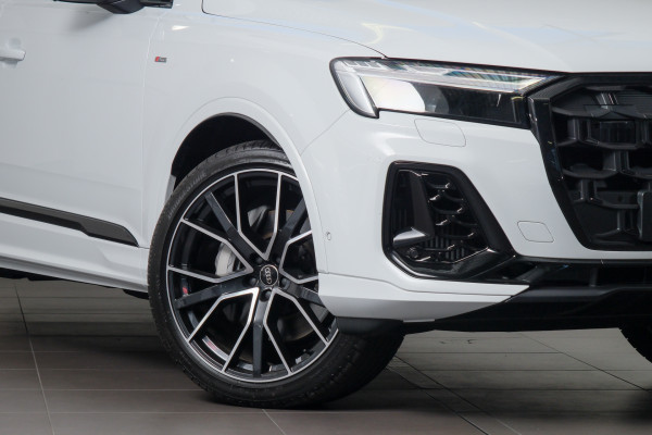 2026 MY25 Audi Q7 4M TFSI 250kW S line SUV image 6