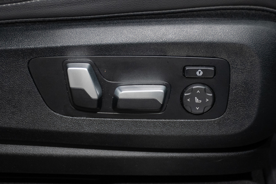 2021 BMW X5 xDrive30d SUV Image 15