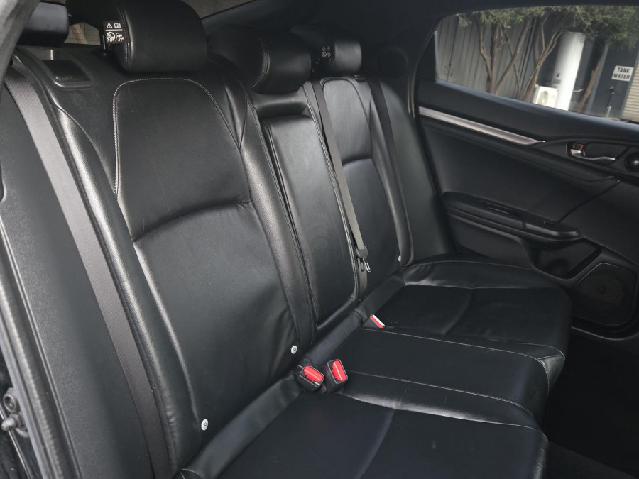 2019 MY18 Honda Civic 10th Gen VTi-LX Hatch Image 12