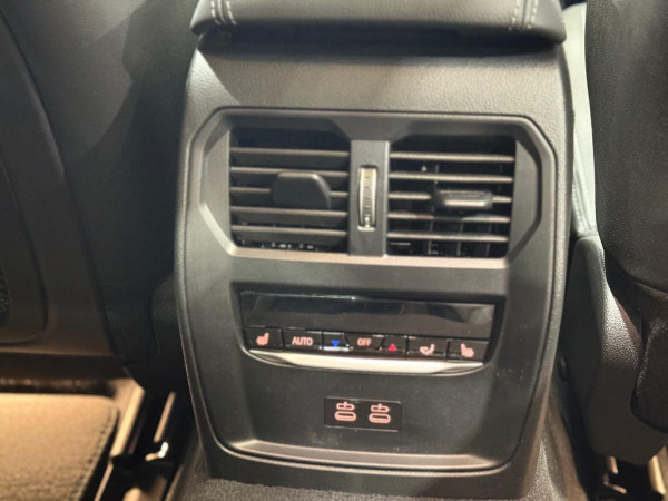 2024 BMW i4 G26 M50 Hatch image 16