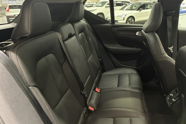 2025 Volvo XC40 XZ Plus B4 SUV Image 20