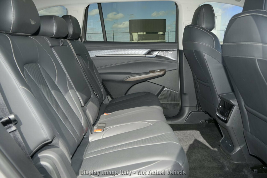 2025 MG QS IS31 Essence SUV Image 10