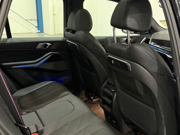 2025 BMW X5 G05 LCI xDrive40i M Sport SUV image 13