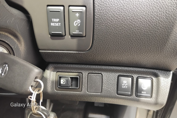 2023 Nissan Navara D23 ST Ute Image 25