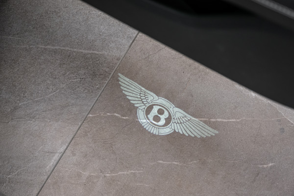 2023 Bentley Flying Spur 3S Azure V8 Sedan image 33