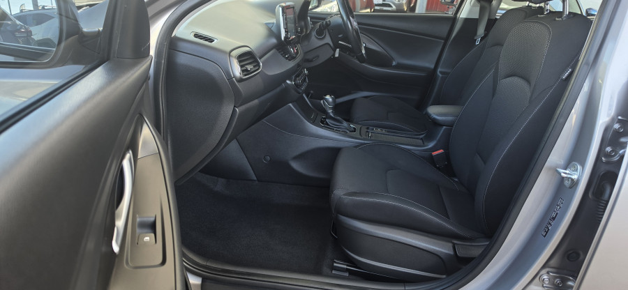2020 MY21 Hyundai i30 PD.V4  Hatch Image 9
