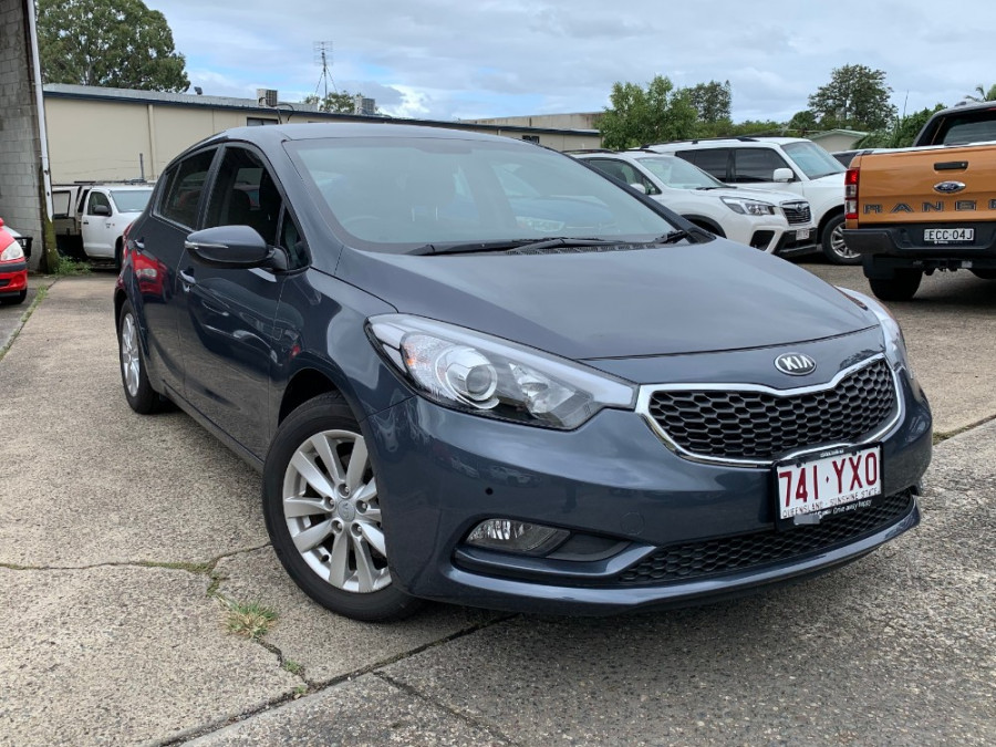 Kia cerato 2015 года