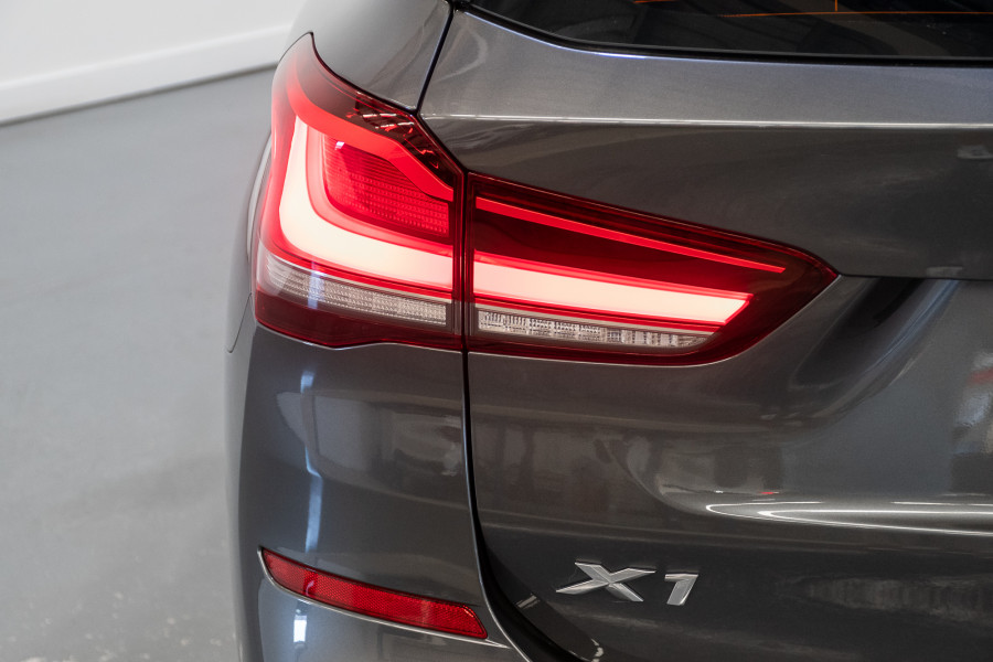 2021 BMW X1 Sdrive 20i SUV Image 11