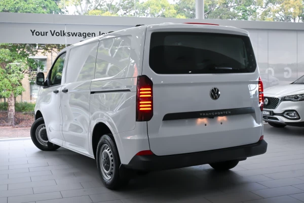 2025 Volkswagen Transporter NSN SWB Van Van Image 2