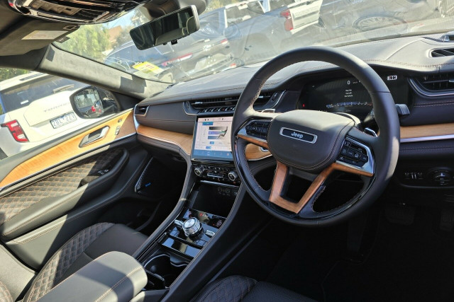 2022 MY23 Jeep Grand Cherokee WL Summit Reserve SUV Image 13