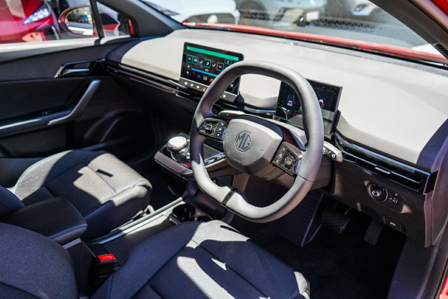 2024 MG MG4 MEH32 Excite 64 Hatch Image 17