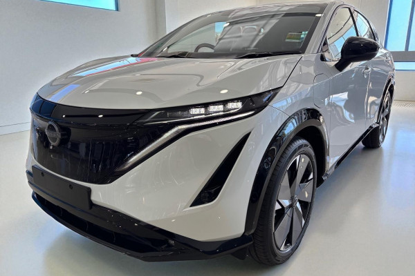2025 Nissan Ariya FE0 Evolve SUV Image 3