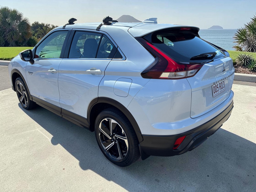 2022 Mitsubishi Eclipse Cross YB PHEV ES SUV Image 5