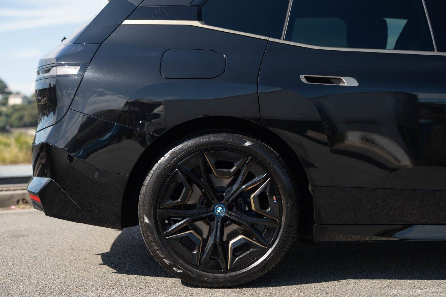 2022 BMW Ix M60 SUV Image 7