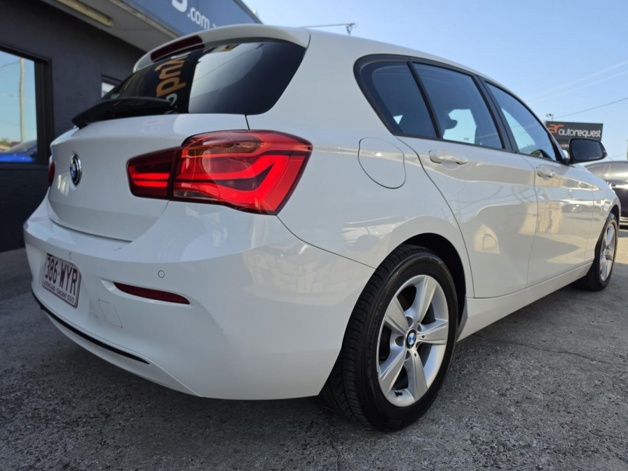 2016 BMW 1 Series F20 LCI 118i Sport Line Hatch Image 9