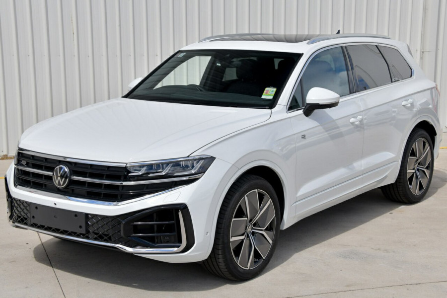2024 Volkswagen Touareg RC 210TDI R-Line SUV Image 30