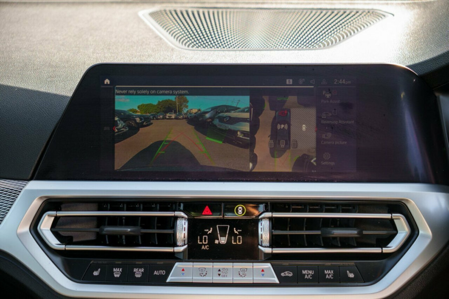 2022 BMW 3 Series G20 330i M Sport Sedan Image 14